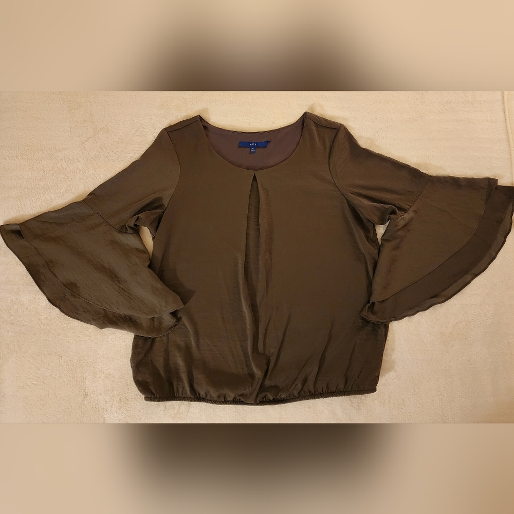 Apt. 9 Bell Sleeve Banded Bottom Top XL